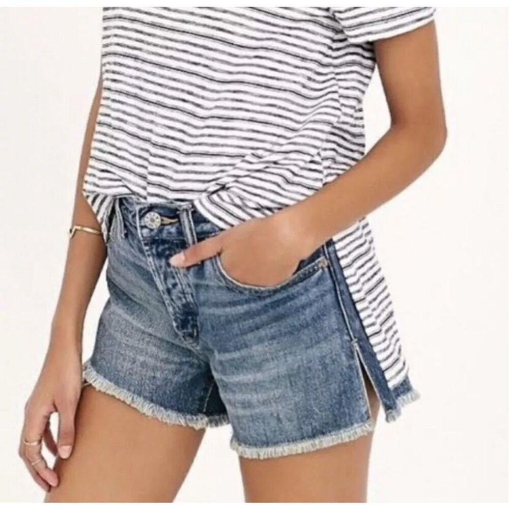 BDG Urban Outfitters Women’s Mid Rise Breezy‎ Shorts Cut Off Jean Denim Size 25